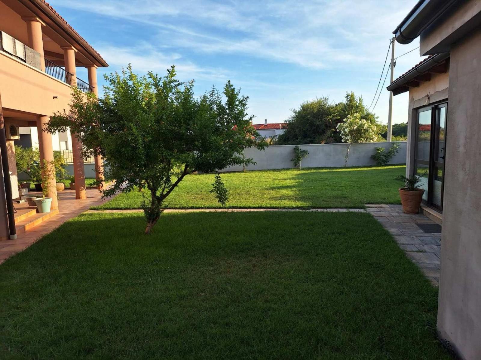 Apartments Ines Pula Exterior photo